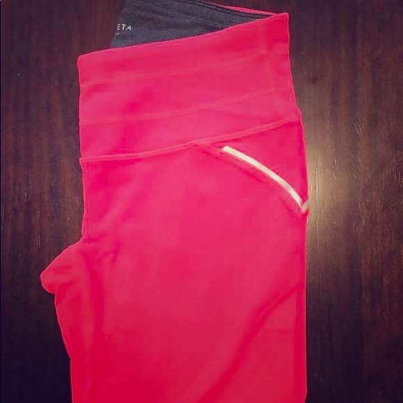 Athleta Capris - Picture 1 of 3